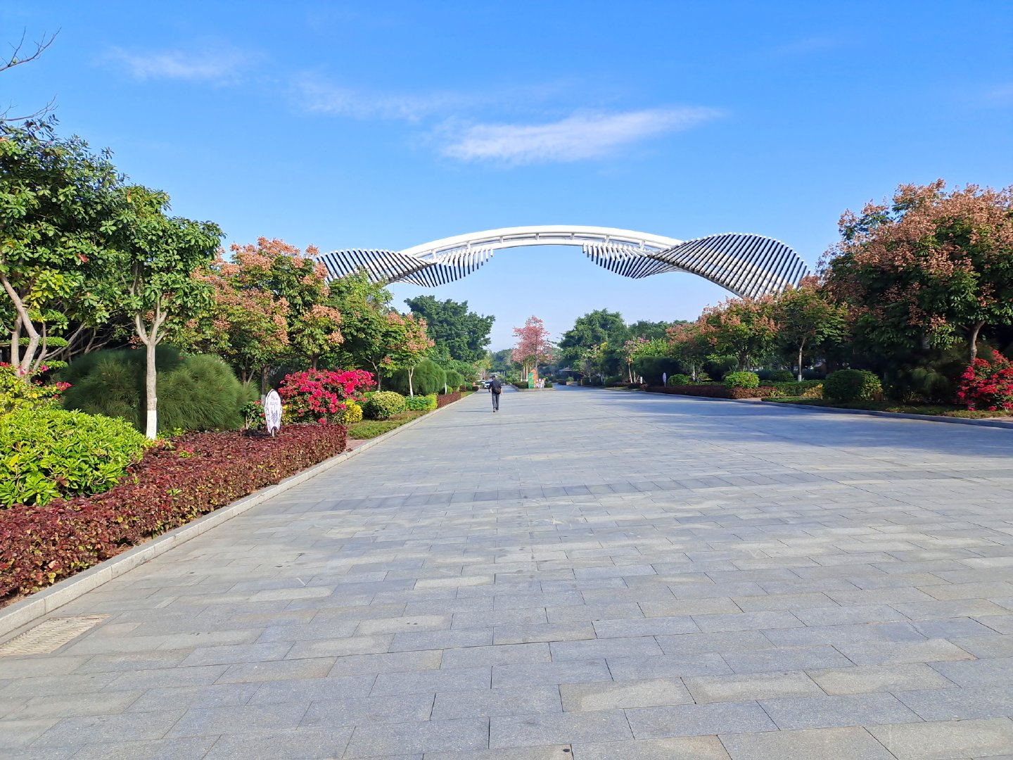 尋找廈門園博苑90個展園,穿上漢服來江南水街,民族風情園.