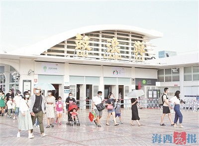 廈門多家景區恢復開放 市民走出家門放松身心